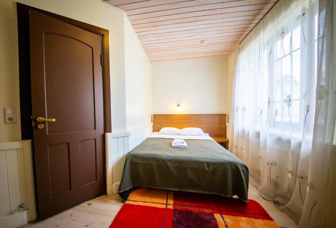 Hotel Liilia Kaina Екстер'єр фото